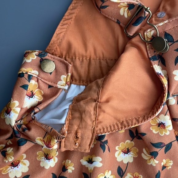 Toddler girl overalls dress. Brand new, no tags. Thicker material - Picture 2 of 6